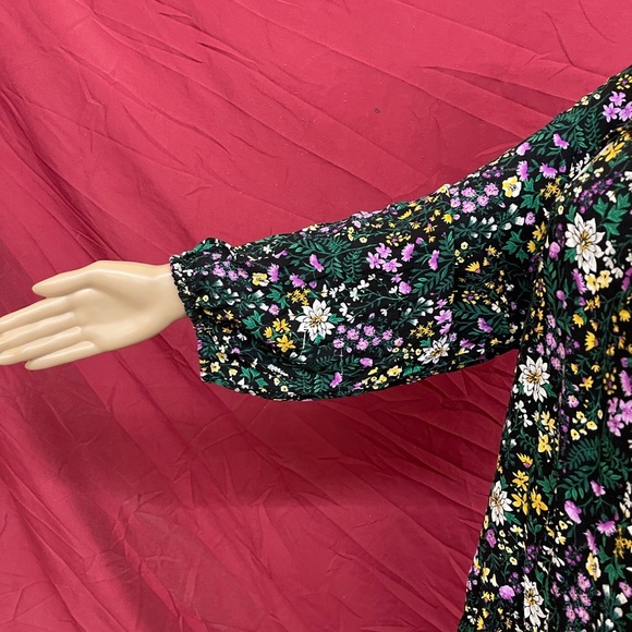 Floral balloon sleeve ruffled tunic size XXL - Picture 5 of 6